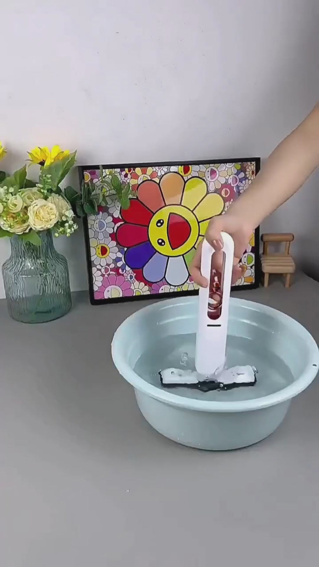 Hands-Free Self-Wringing Mini Mop – Easy Floor & Home Cleaning Tool